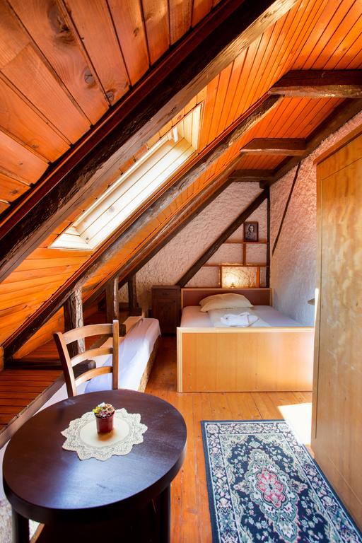 Guest House Gostisce Gacnk V Logu Cerkno Bilik gambar
