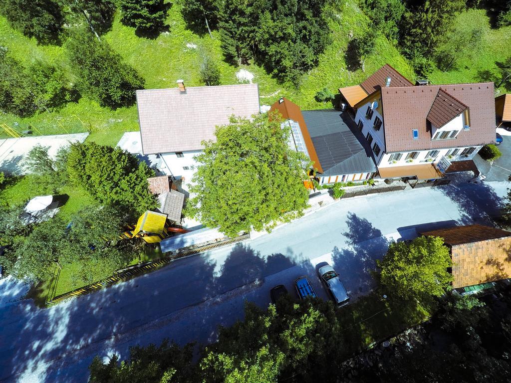 Guest House Gostisce Gacnk V Logu Cerkno Luaran gambar