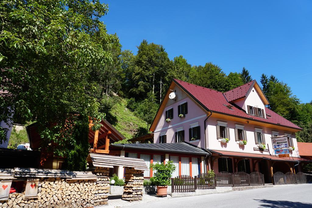 Guest House Gostisce Gacnk V Logu Cerkno Luaran gambar